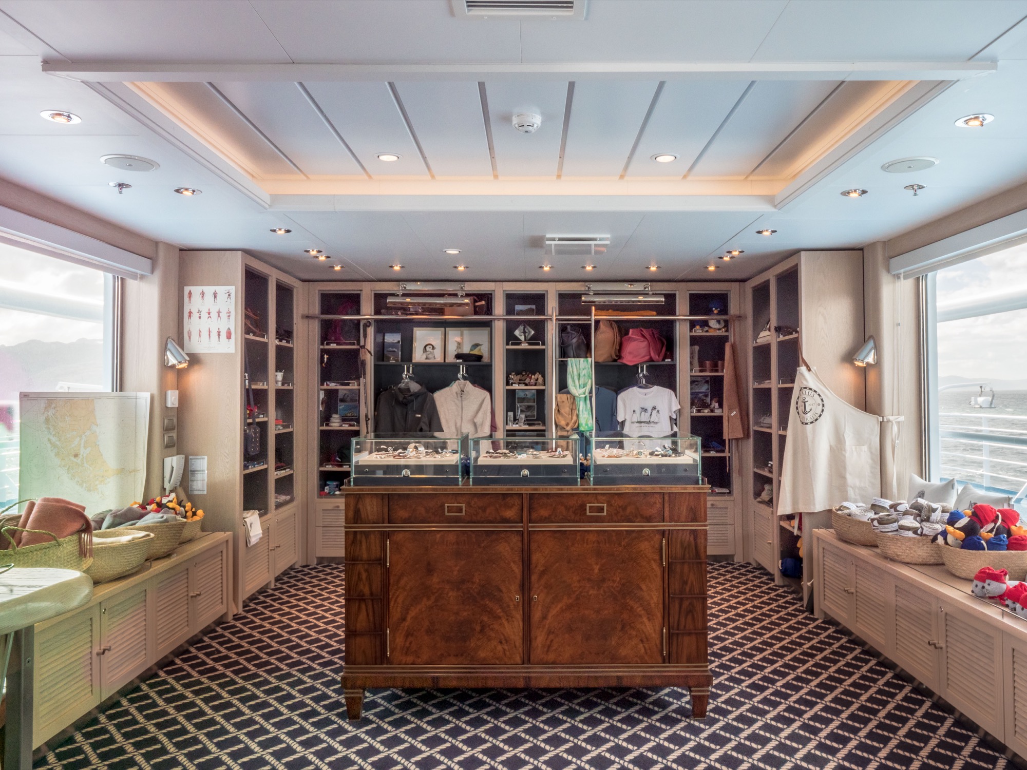 Australis Ventus Australis Store 2.jpg